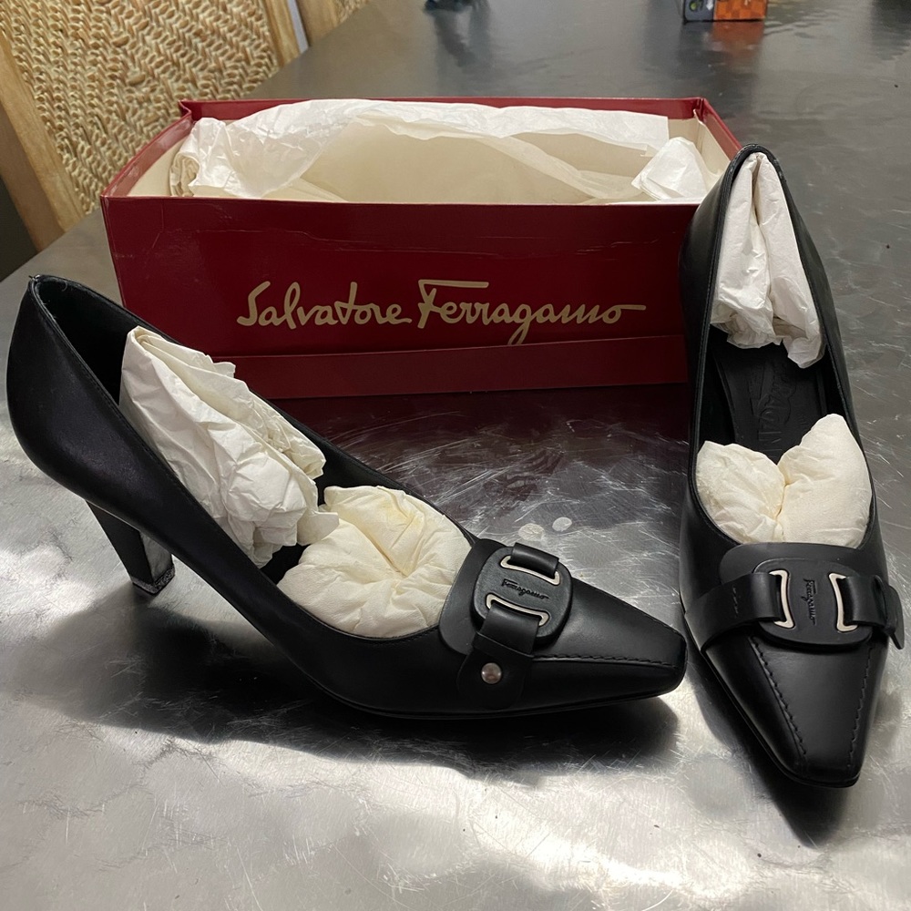 Salvatore Ferragamo black leather heels